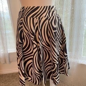 Christopher & Banks, dark chocolate brown and tan skirt. Size 6